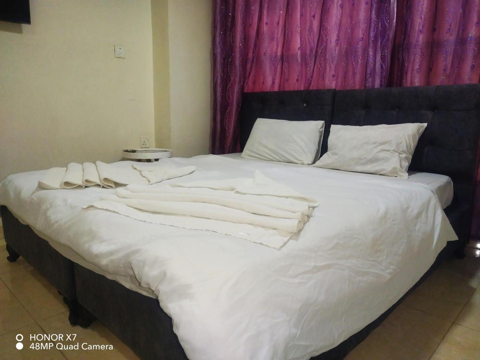 Farah Plaza Hostel &Hotel Apartments Áqaba Exterior foto