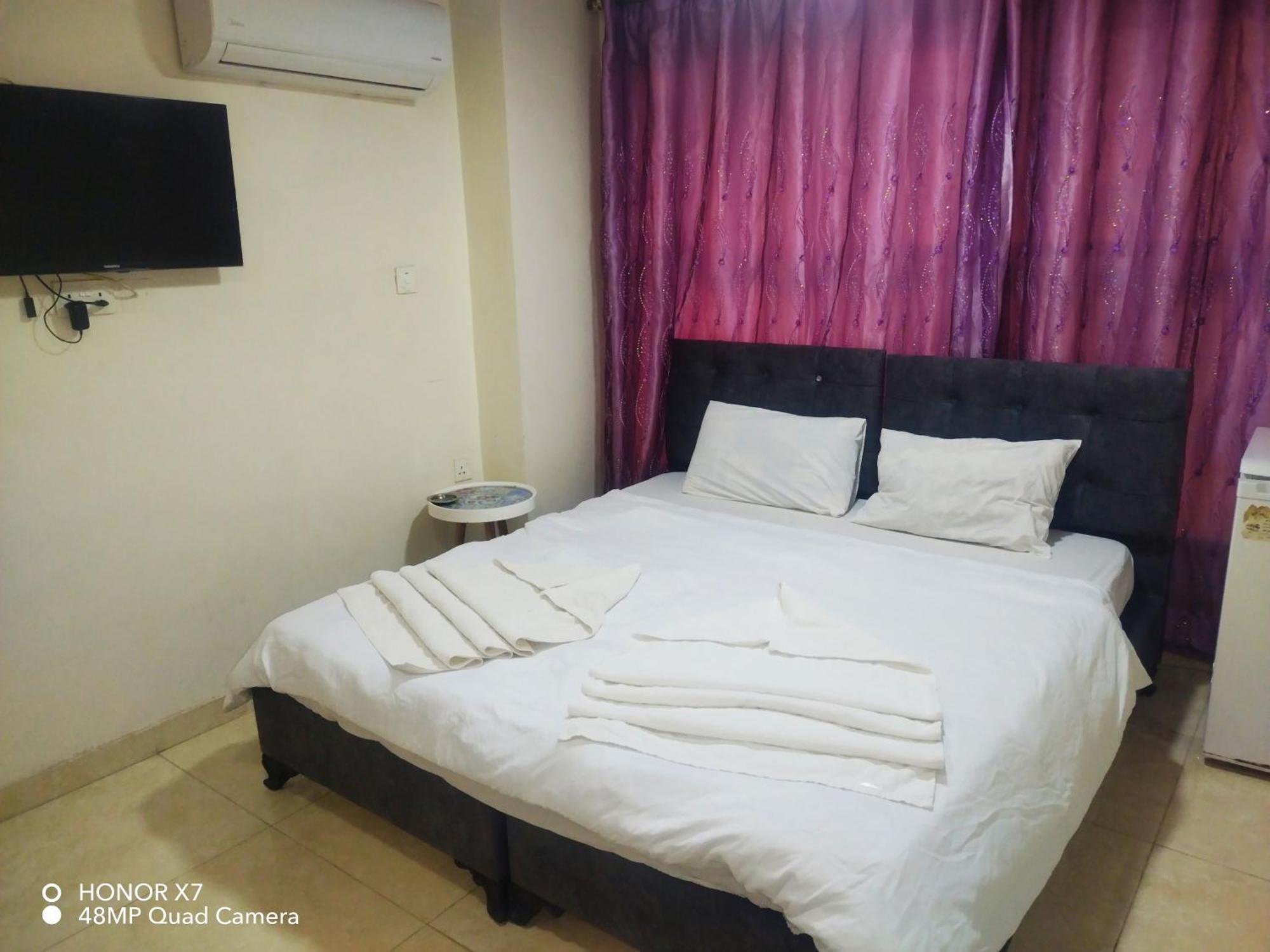 Farah Plaza Hostel &Hotel Apartments Áqaba Exterior foto